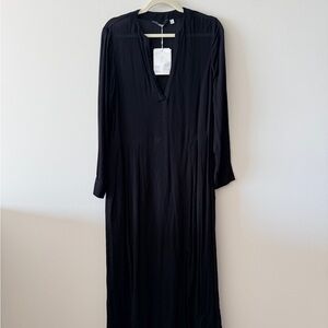 Chic Black Long Sleeve Dress